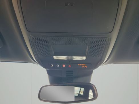 Certified 2025 Buick Enclave Preferred image 34