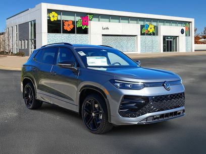 New 2026 Volkswagen Tiguan SE R-Line