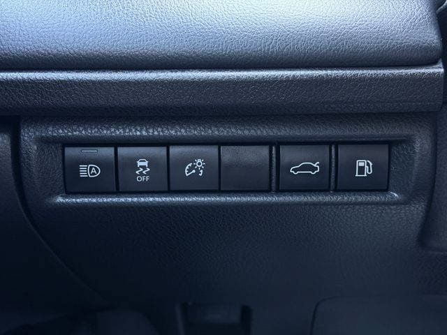 Certified 2025 Toyota Camry XSE FWD image 22