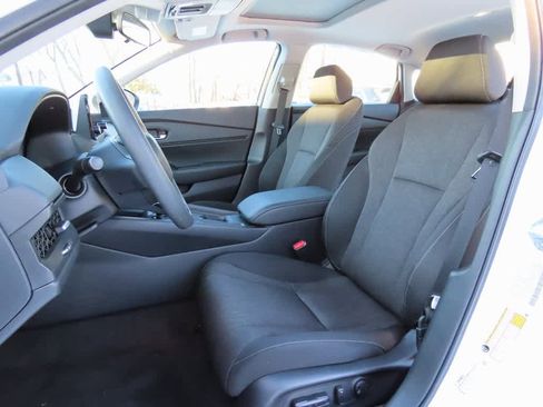 Certified 2023 Honda Accord EX image 12