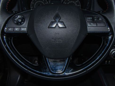 Used 2022 Mitsubishi Outlander Sport LE AWD/4WD image 11