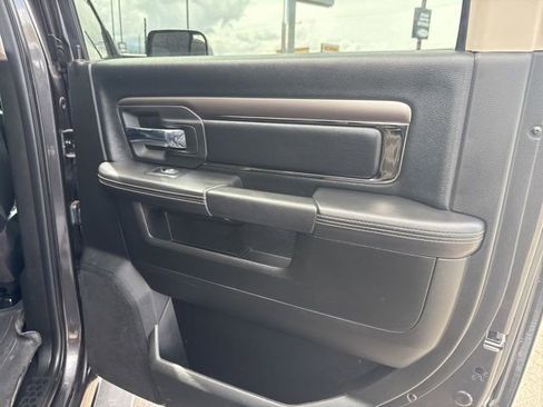 Used 2018 RAM 2500 Big Horn w/ Sport Appearance Group AWD/4WD image 29
