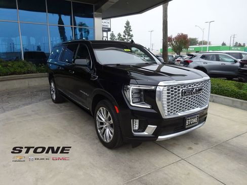 Used 2022 GMC Yukon XL Denali w/ Max Trailering Package image 1