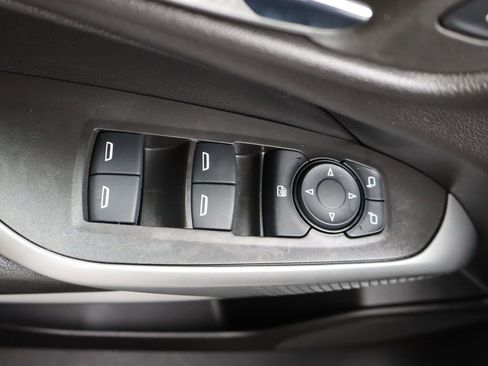 Used 2024 Chevrolet Trax RS image 22