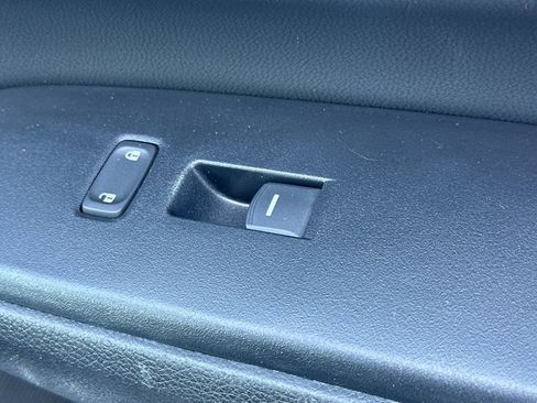 Used 2022 Honda CR-V Touring image 21