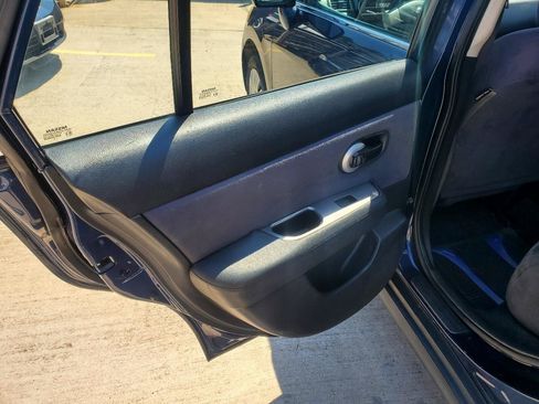 Used 2009 Nissan Versa 1.8 S w/ PWR Pkg FWD image 13