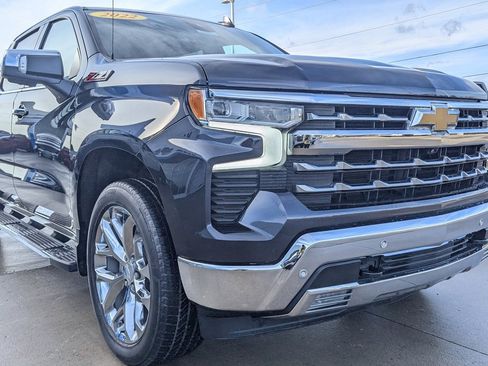 Used 2022 Chevrolet Silverado 1500 LTZ image 13