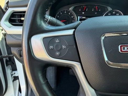Used 2019 GMC Acadia SLT FWD image 15