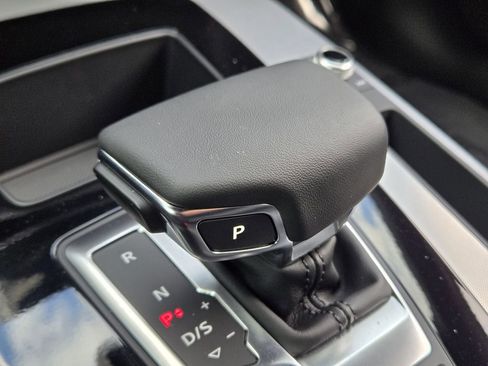 Certified 2024 Audi Q5 2.0T Premium w/ Summer of Audi Package image 24