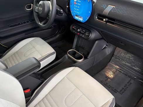 Certified 2025 MINI Cooper S image 16