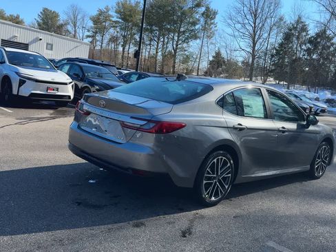 New 2026 Toyota Camry XLE image 8