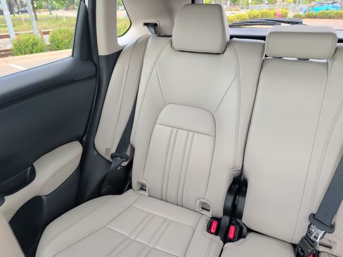 Used 2024 Honda HR-V EX-L image 12