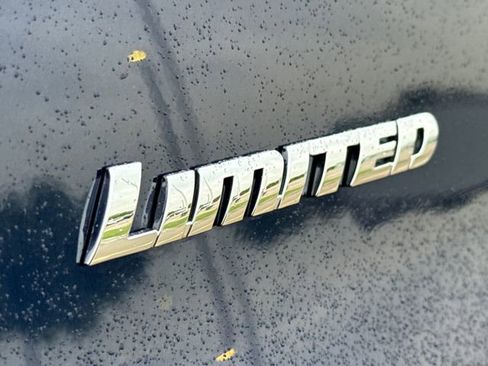 Used 2024 Toyota 4Runner Limited AWD/4WD image 6