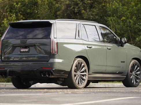 Used 2025 Cadillac Escalade V w/ LPO, Floor Liner Package image 62