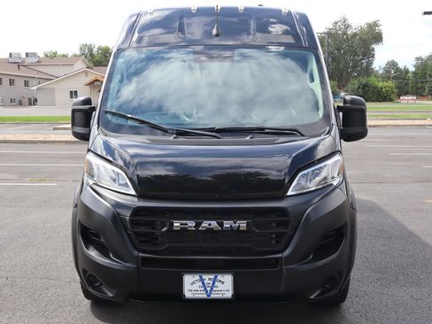 Used 2023 RAM ProMaster 2500 FWD image 12