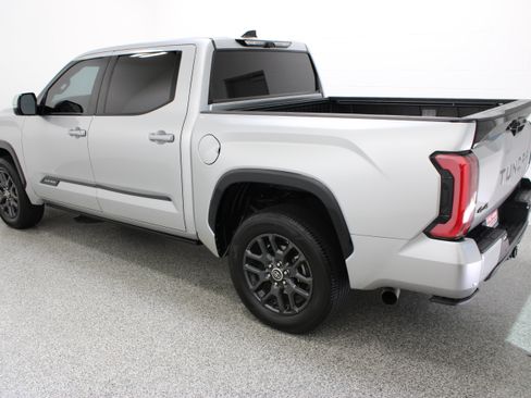 Used 2022 Toyota Tundra Platinum AWD/4WD image 10