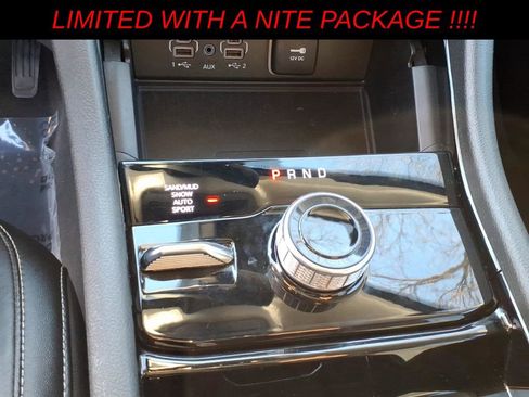 Used 2023 Jeep Grand Cherokee Limited w/ Luxury Tech Group II image 18