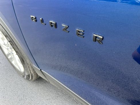 Used 2022 Chevrolet Blazer LT AWD/4WD image 11
