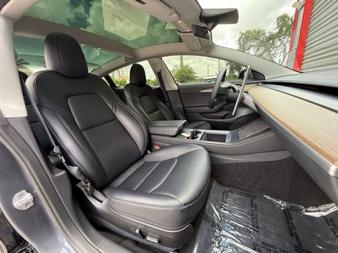 Used 2023 Tesla Model 3 Standard Range RWD image 18