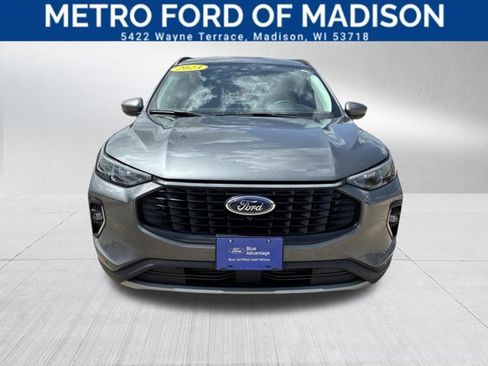 Certified 2023 Ford Escape Platinum AWD/4WD image 3