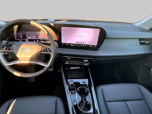New 2026 Audi Q3 quattro 2.0T AWD/4WD image 5