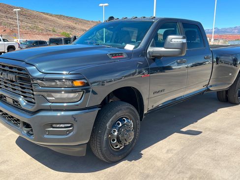 New 2026 RAM 3500 Big Horn AWD/4WD image 1