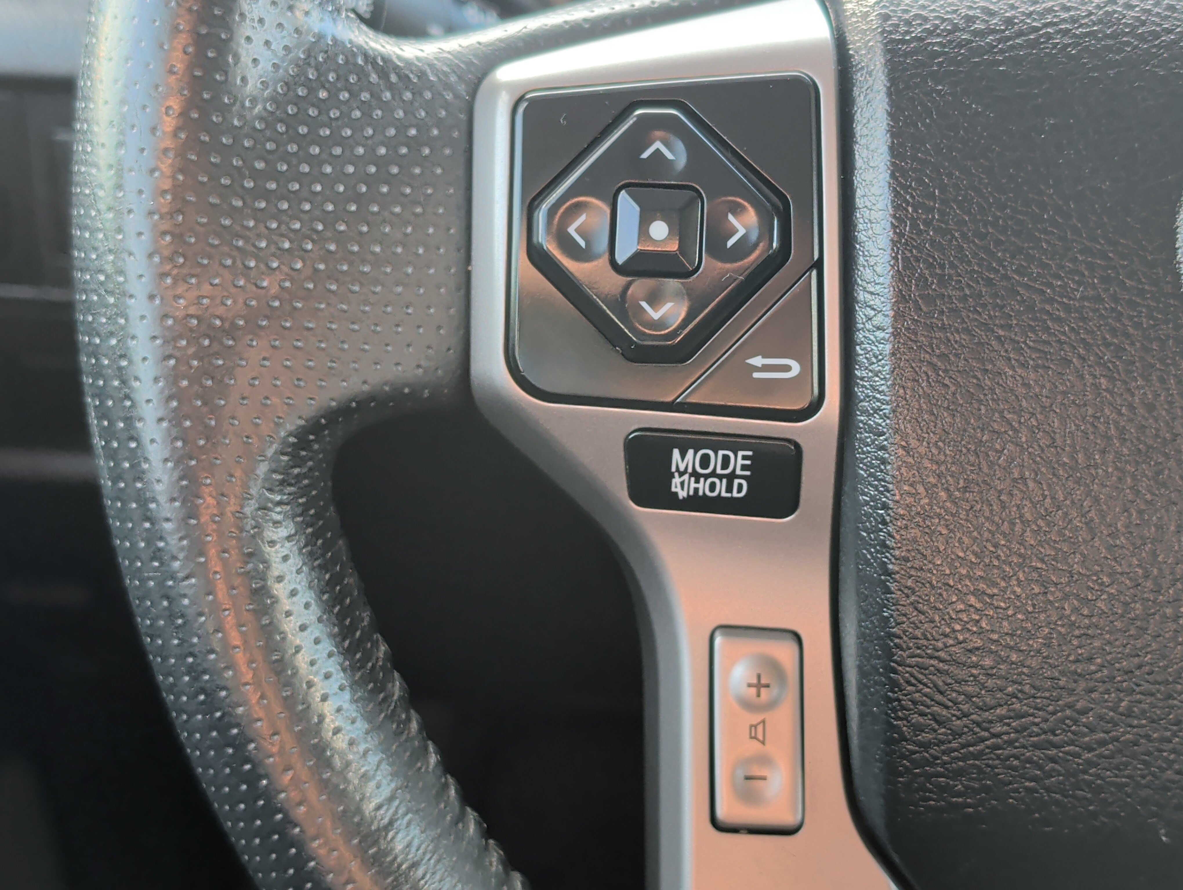 Used 2017 Toyota 4Runner Limited RWD image 14