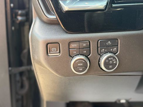 Used 2024 GMC Sierra 1500 Elevation w/ X31 Off-Road Package AWD/4WD image 8