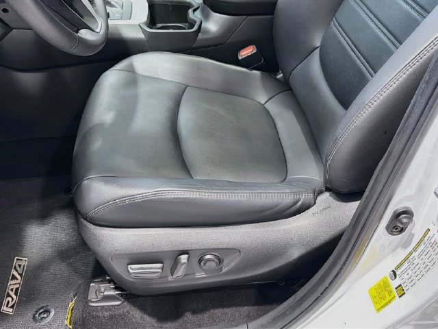 Certified 2023 Toyota RAV4 XLE Premium AWD/4WD image 16
