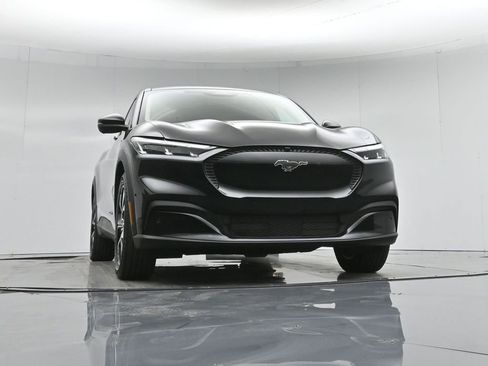 Used 2024 Ford Mustang Mach-E Select image 46