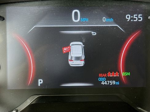 Used 2024 Toyota RAV4 XLE image 19