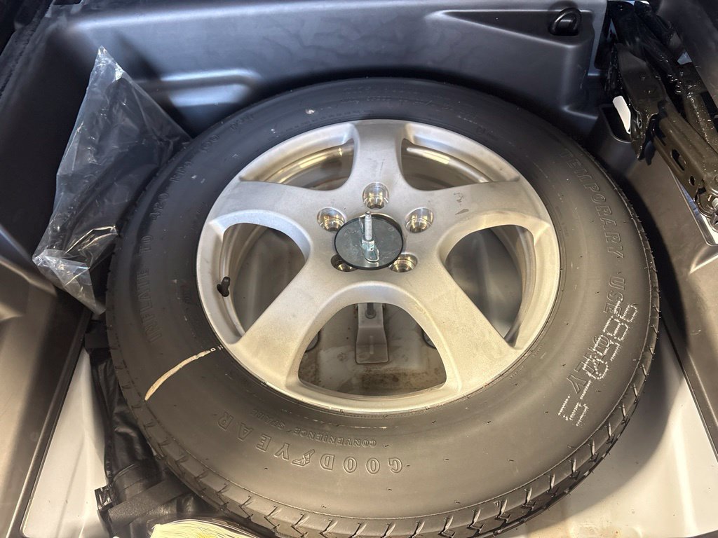 Used 2024 Jeep Grand Cherokee Limited RWD image 18
