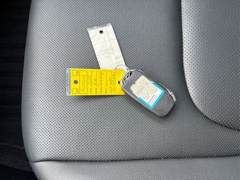 Certified 2025 Kia Sportage EX w/ Premium Package image 37