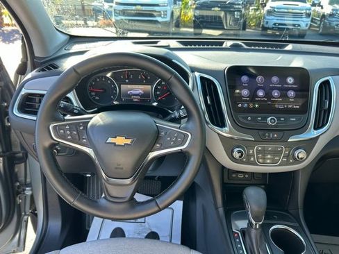 Certified 2023 Chevrolet Equinox LT FWD image 17