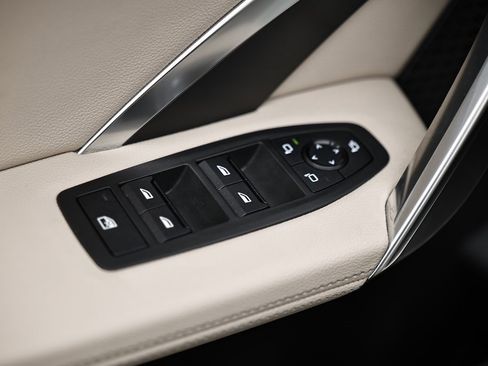 Used 2023 BMW X1 xDrive28i image 17