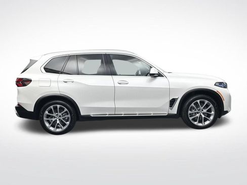 Used 2025 BMW X5 xDrive40i AWD/4WD image 4