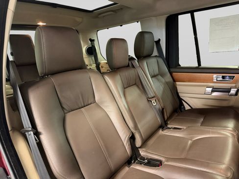 Used 2015 Land Rover LR4 HSE LUX AWD/4WD image 24