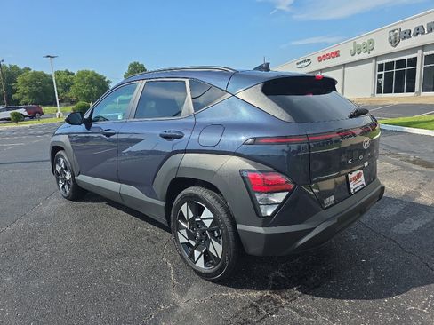 Used 2025 Hyundai Kona SEL FWD image 8