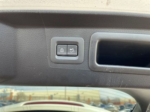 Used 2025 MAZDA CX-50 AWD 2.5 S w/ Premium Plus Pkg image 23