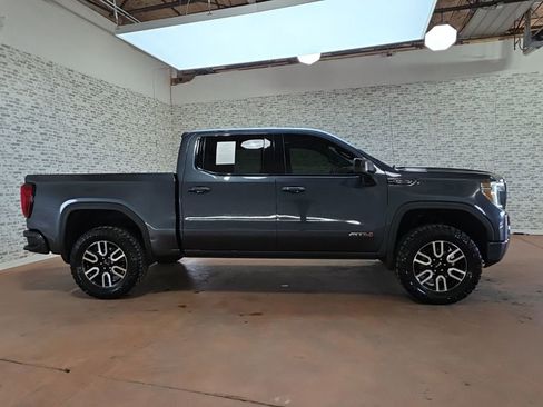 Used 2022 GMC Sierra 1500 AT4 w/ AT4 Preferred Package image 6