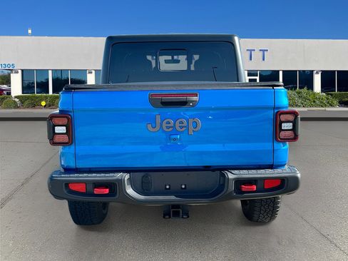 Used 2021 Jeep Gladiator Rubicon image 6