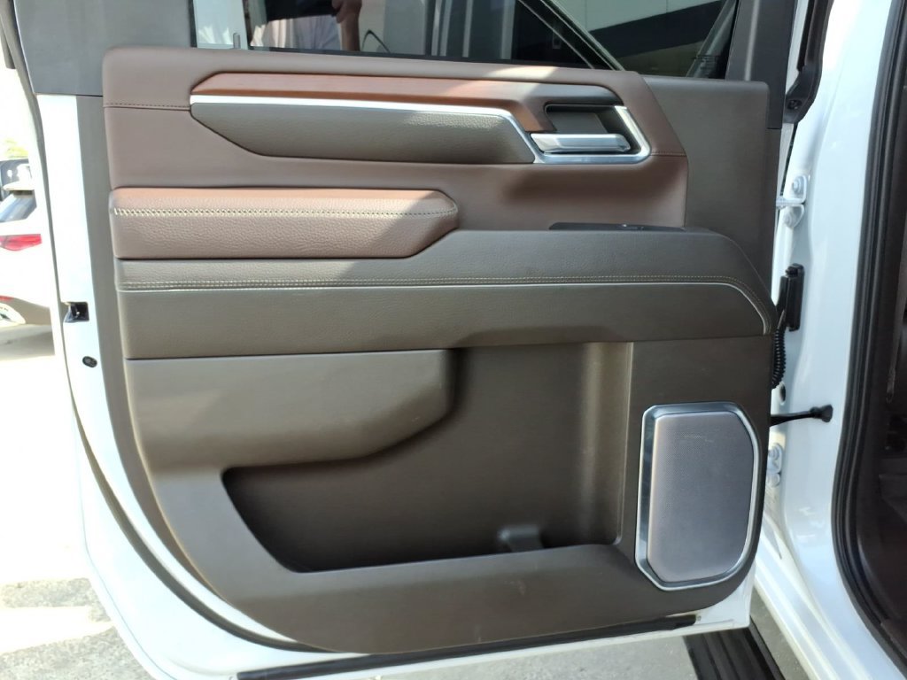 Used 2024 GMC Sierra 2500 Denali w/ Denali Reserve Package AWD/4WD image 23
