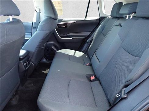 Used 2024 Toyota RAV4 LE AWD/4WD image 9