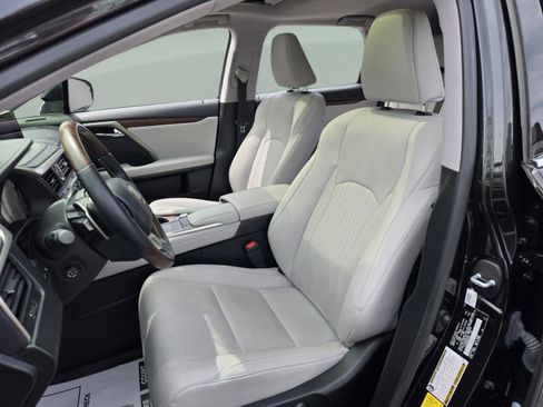Certified 2022 Lexus RX 350L FWD w/ Premium Package image 20