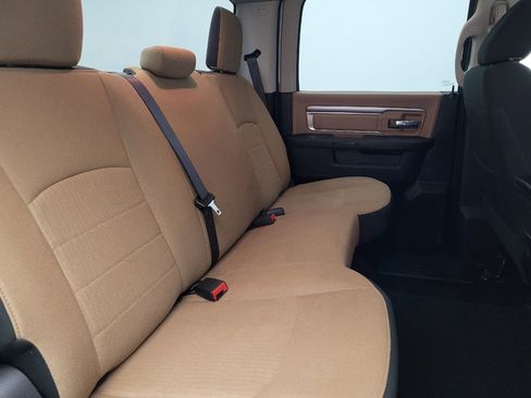 Used 2021 RAM 1500 Classic SLT AWD/4WD image 19