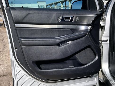 Used 2019 Ford Explorer XLT w/ Equipment Group 201A image 20