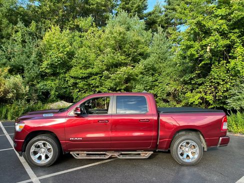 Used 2019 RAM 1500 Big Horn AWD/4WD image 2