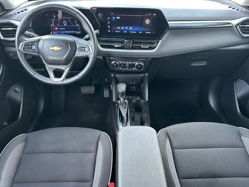 Used 2024 Chevrolet TrailBlazer LT w/ Convenience Package image 15