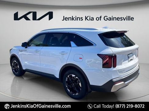 New 2026 Kia Sorento S FWD image 5