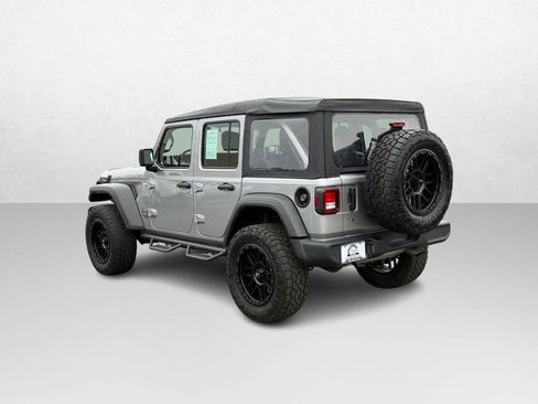 Used 2021 Jeep Wrangler Unlimited Sport image 3